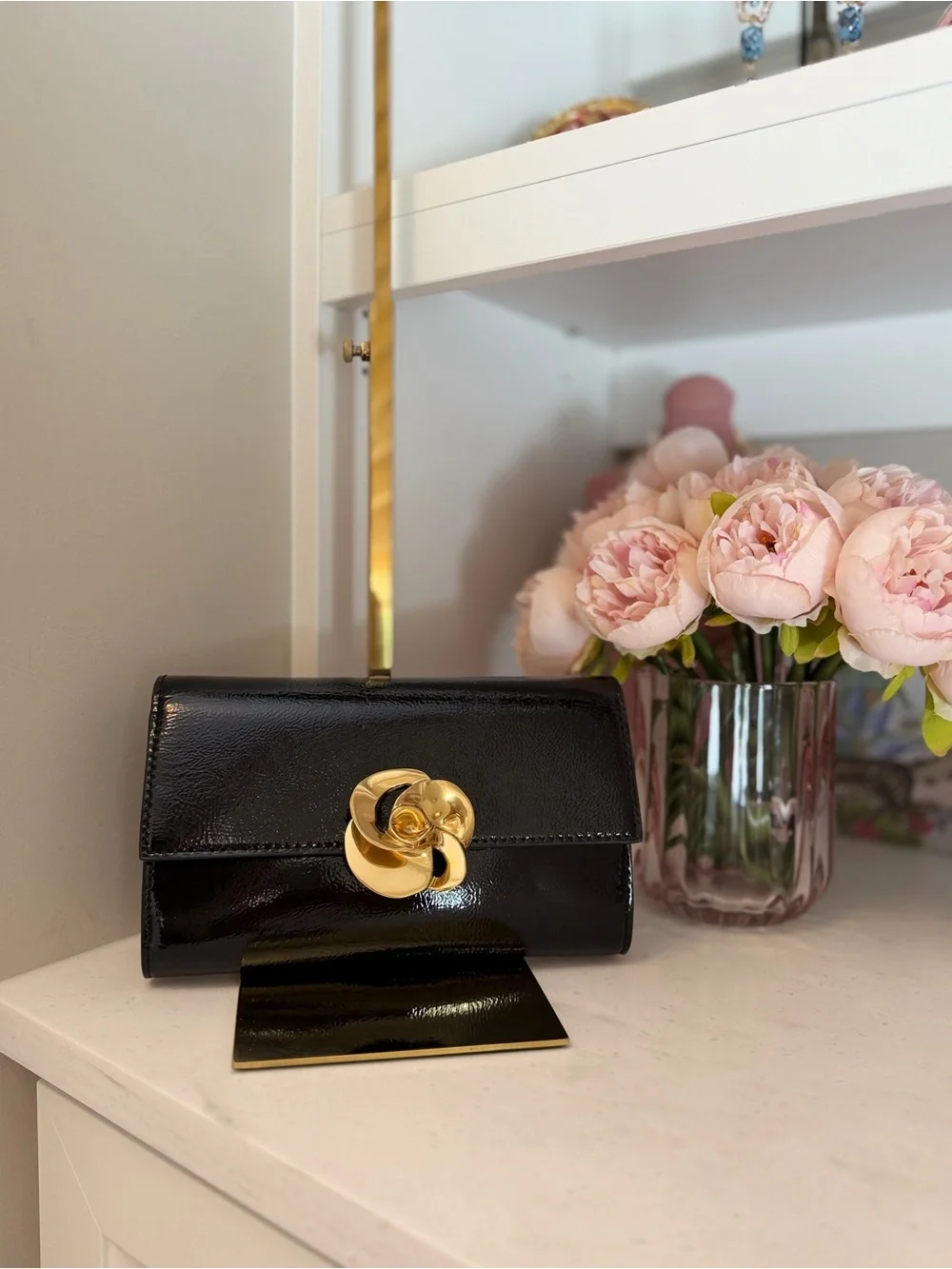 Ted Baker compact patent